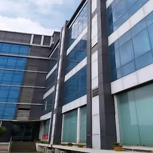 Avexia Premiere Hotel